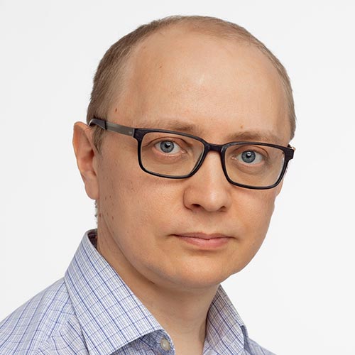 Максим Тарасов
